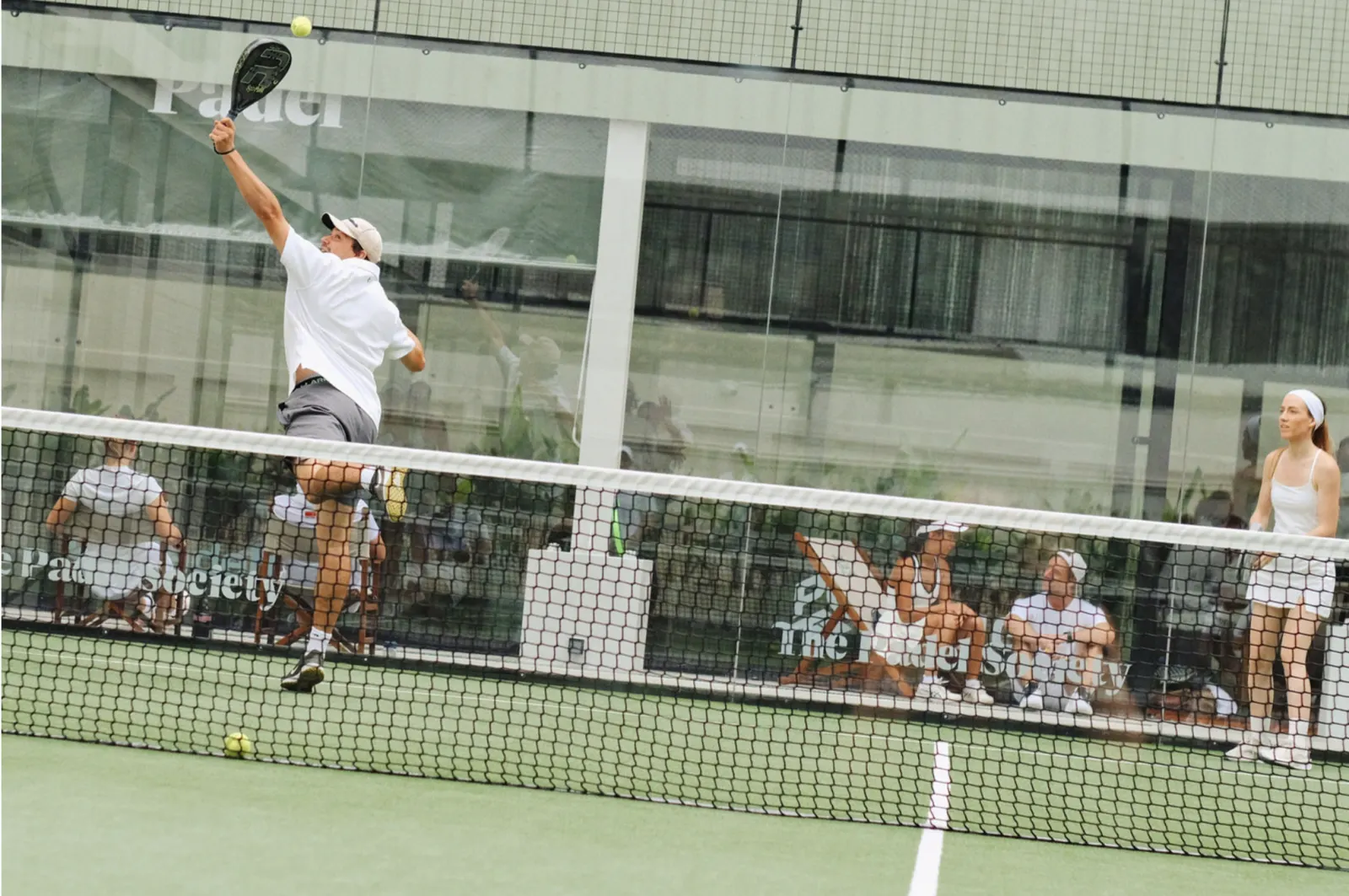 Player at Pad Thai Padel